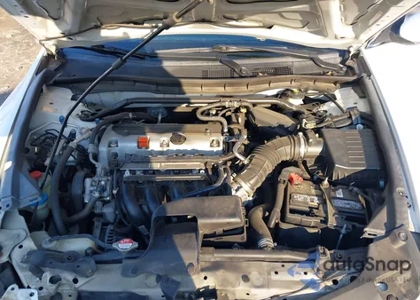 2011 Honda Accord 2.4 Ex-L from USA, damaged, VIN 1HGCP2F89BA061542